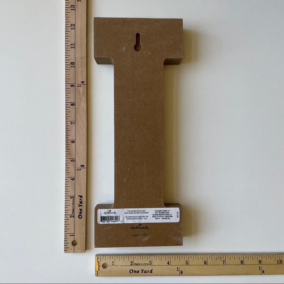 NWT HALLMARK LETTERS METAL INITIALS DECORATIVE SCALLOP SILVER DESIGN GRE… - Picture 8 of 12